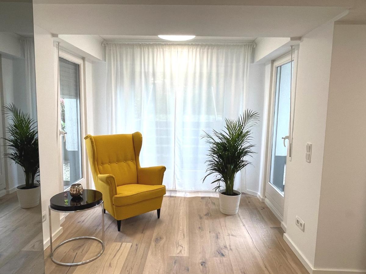 Exklusive Wohnung 104 M2 Direkt Am Rhein 1 Km Von Der Messe Düsseldorf Buitenkant foto